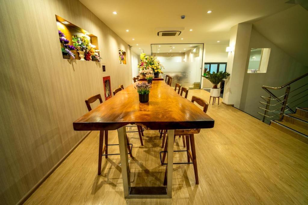 The Three Hat Yai Exterior photo